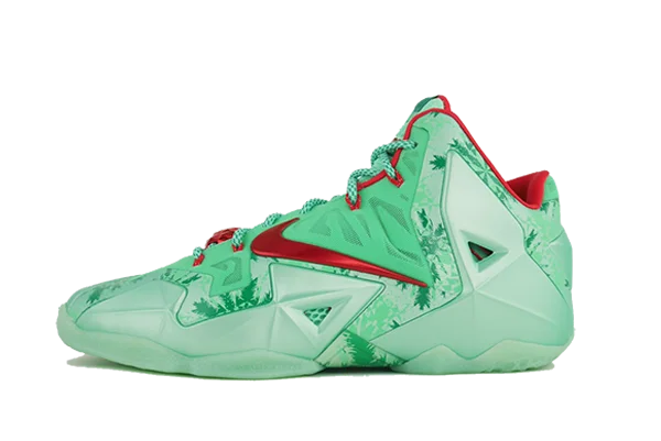 Nike LeBron 11 "Christmas"