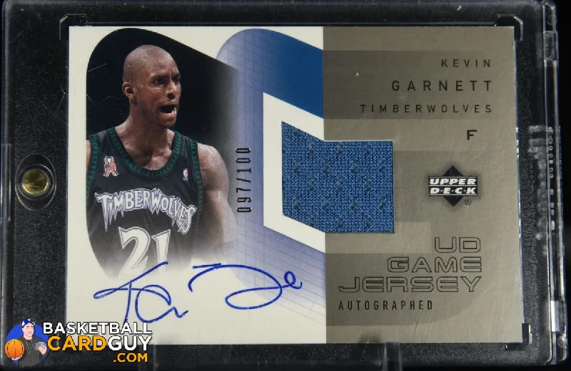 Kevin Garnett 2002-03 Upper Deck UD Game Jerseys Autographs #AUKG #/100