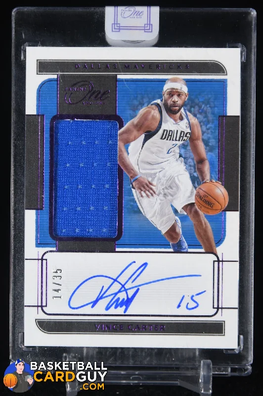 Vince Carter 2021-22 Panini One and One Jersey Autographs Purple #16 #/35